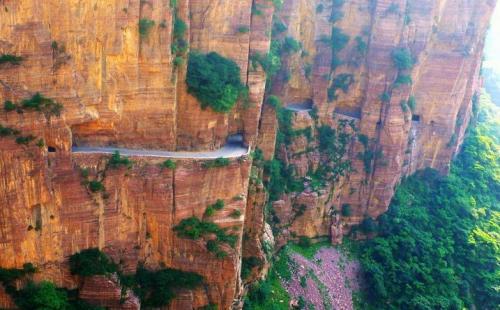 10 most adventures road of the world